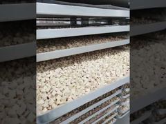 Παρακολουθήστε: Κατασκευάστηκε για αντοχή: Βιτρίνα επεξεργασίας βιομηχανικού στεγνωτηρίου χαμηλής συντήρησης